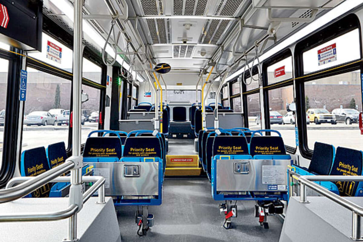 C201405 312 New CTA Buses flooring