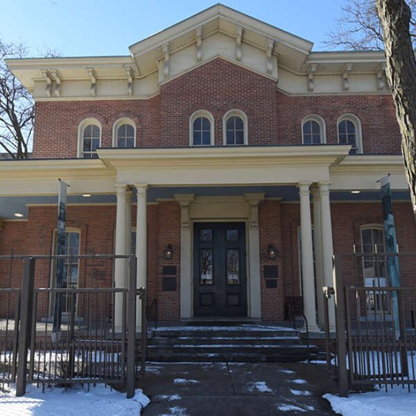 Jane addams hull house museum 1000x545