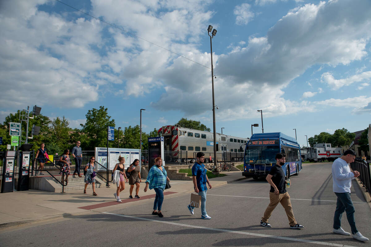 AURORA METRA STATION + PACE