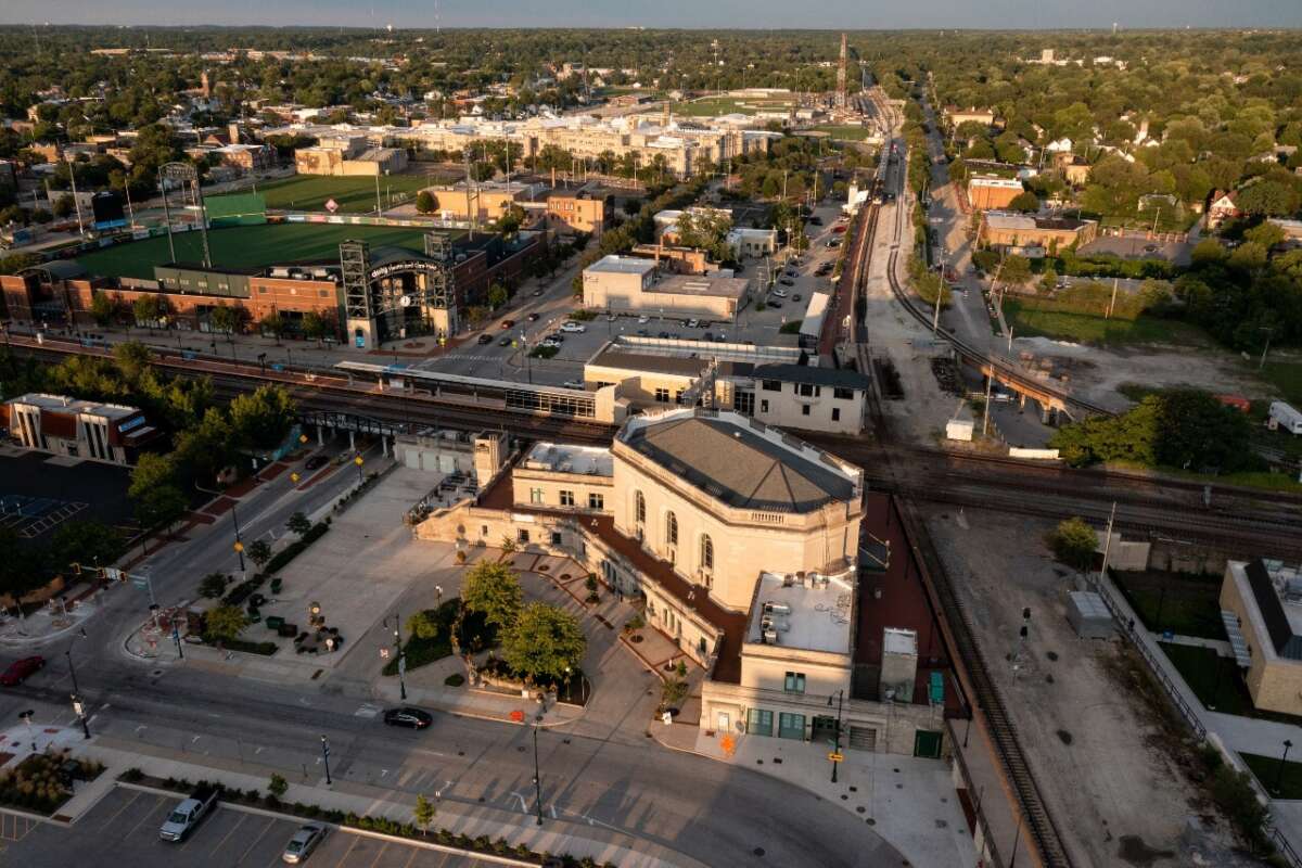 Aerial shot of the Joliet Metra station next to a baseball field